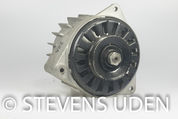 BOSCH STOFDICHTE DYNAMO 24V 28A